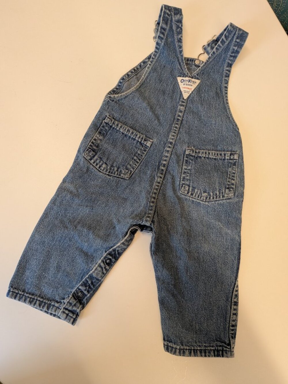 VTG 1980s OshKosh B'Gosh Denim Vestbak Overalls - Made in USA (Size 12M) - Picture 1 of 7